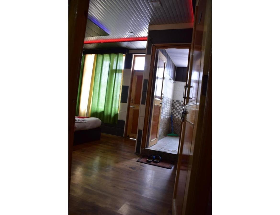 Hotel Peak View, Lahaul Sissu Экстерьер фото